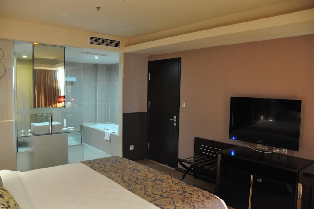 Chengdu Essen International Hotel Bagian luar foto